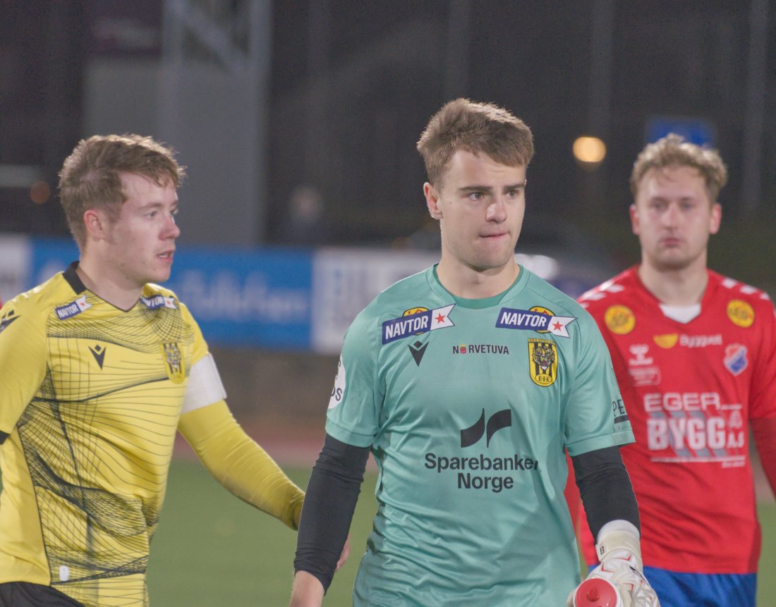 Mong leverte et par viktige redninger mot slutten av kampen
