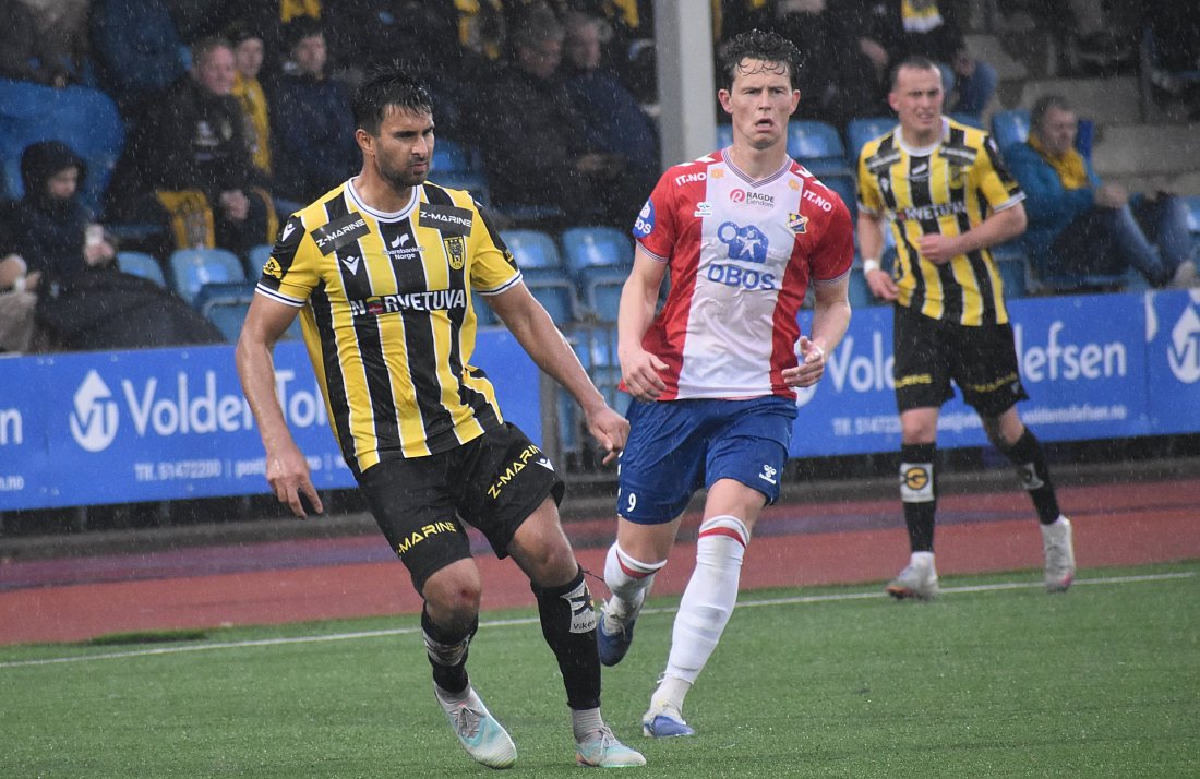 Bjørn Mæland var tilbake i startelleveren mot Lyn og ble kåret til dagens EIK-spiller etter veldig bra spill fra sin midtstopperplass.
