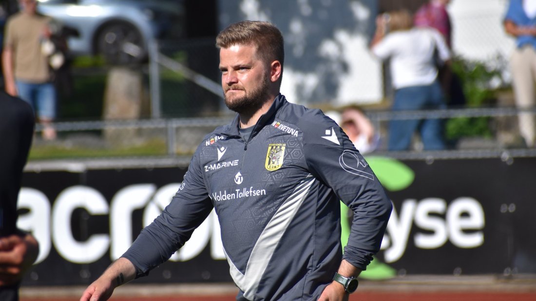 Marius Kjørvik Johansen får sin første tur til sin egen landsdel som hovedtrener for EIK når vi møter Våg.