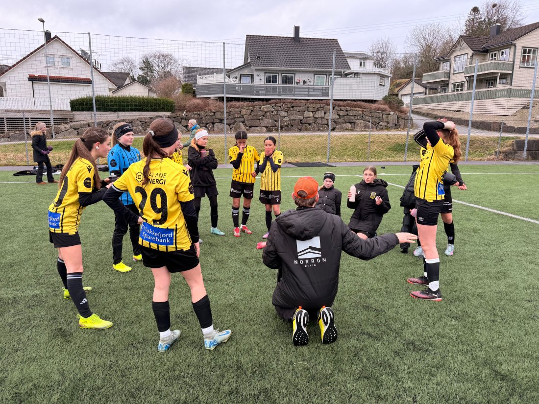 Pause praten ga seier