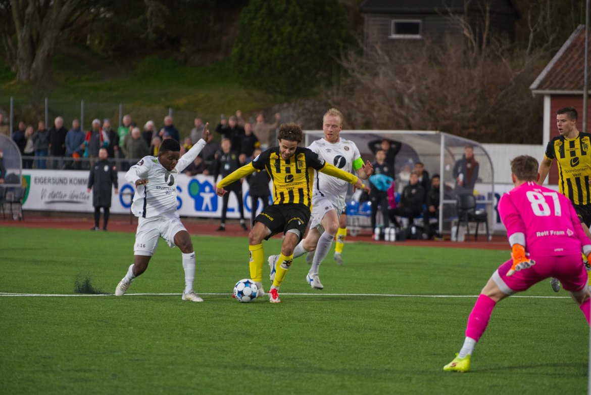 Justin reduserte hjemme mot Mjøndalen hjemme i serieåpningen i 2025.
Foto: John Petersen.