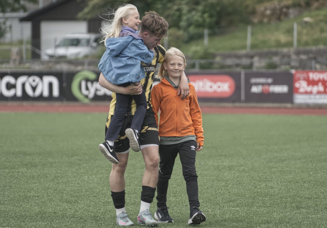 Familien og ungdommen betyr mye for Tobias