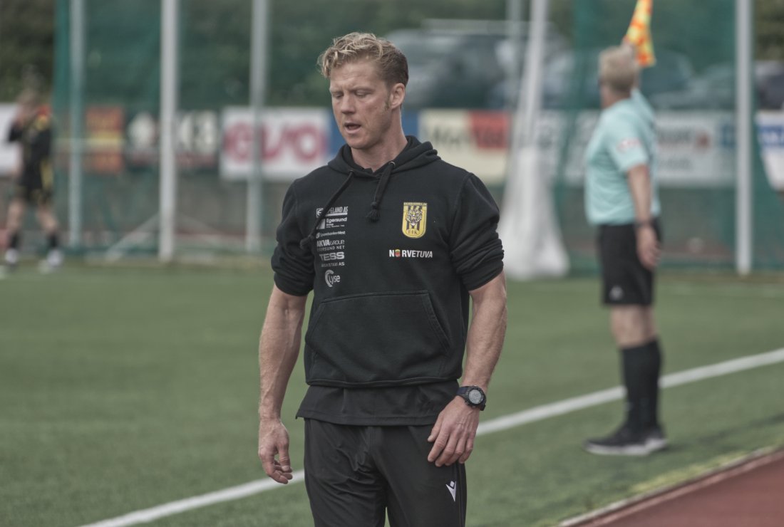 Tobias fremhever trenerteamet som en viktig del av lagets suksess
