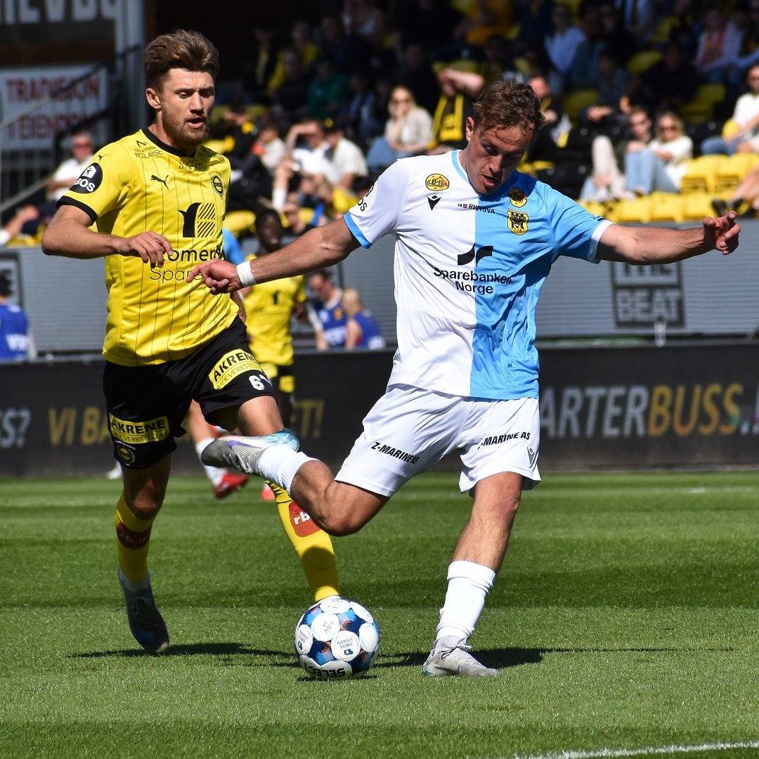 Scott Vatne i den nye bortedrakta mot Lillestrøm