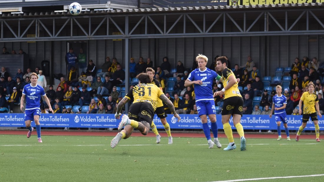 Isak Jönsson, Nicolas Pignatel Jenssen og resten av forsvaret ryddet opp det som kom.