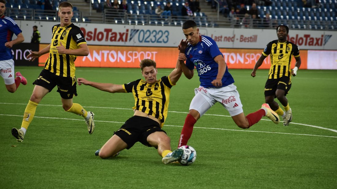 Henrik Falchener stopper Jones El-Abdellaoui